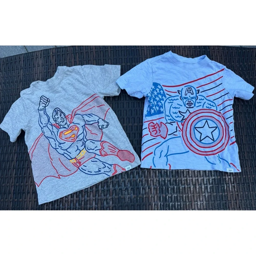 Gap DC Comics Superman Lot of 2 T-shirts Size 5